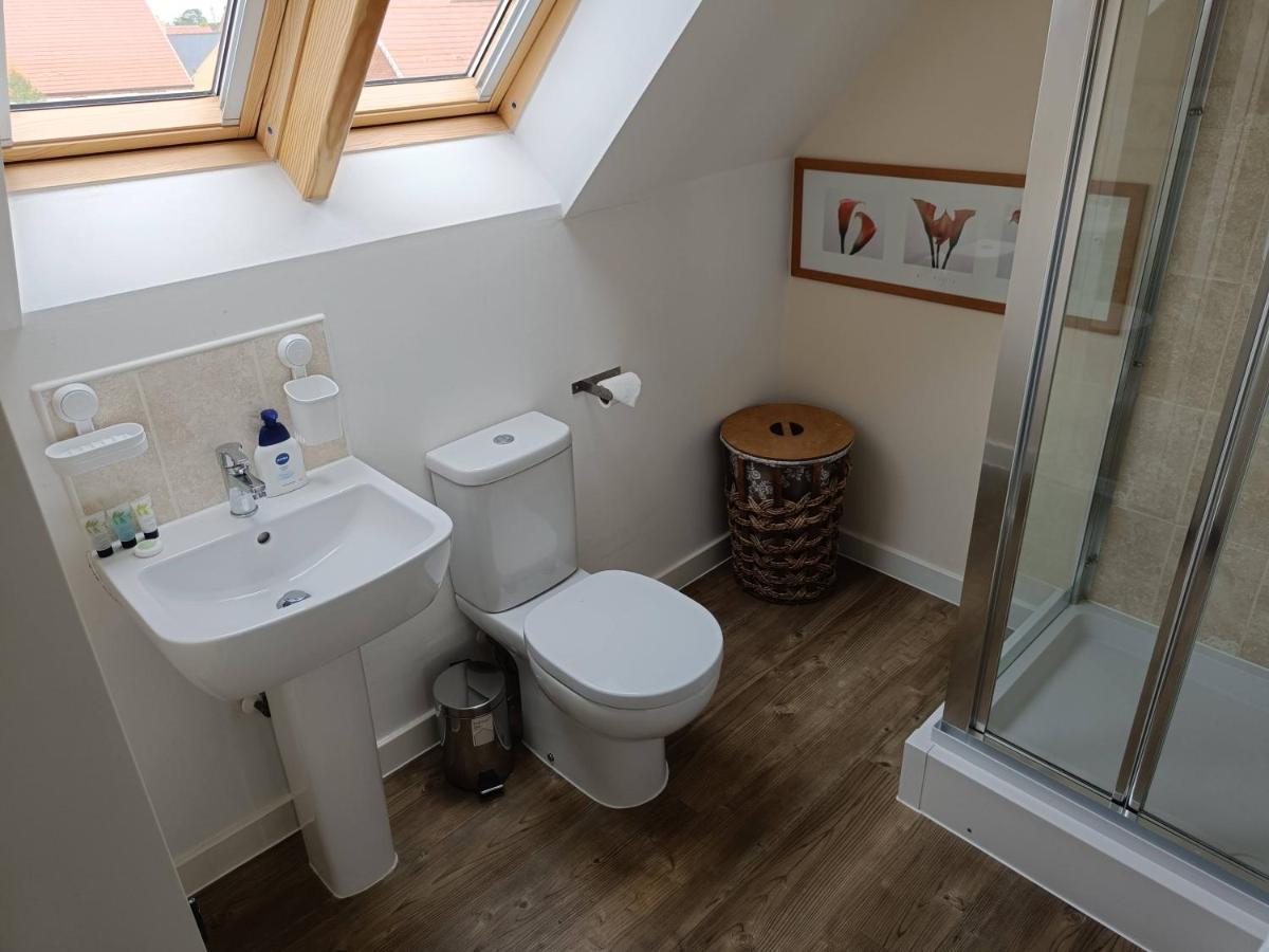 3 Bedroom Townhouse Near Bicester Village Экстерьер фото