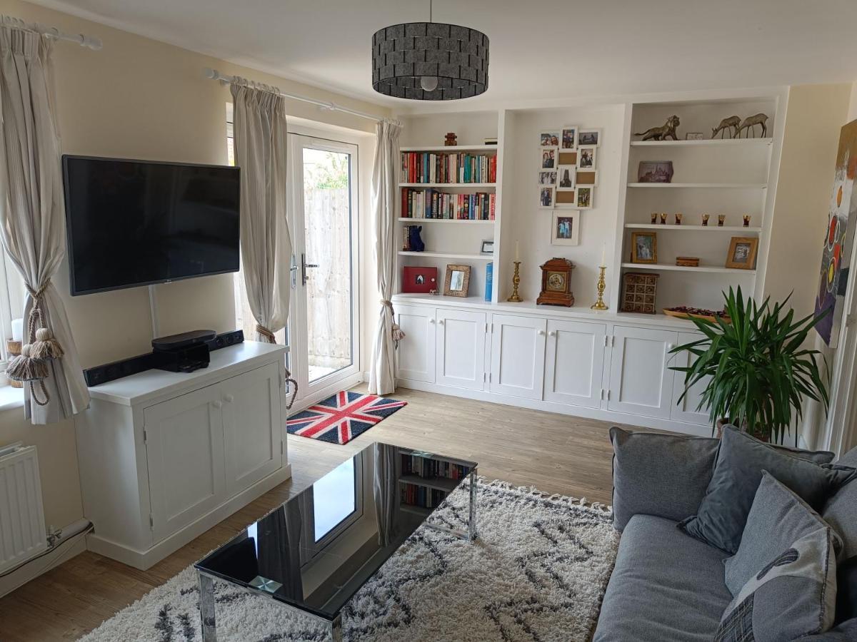3 Bedroom Townhouse Near Bicester Village Экстерьер фото